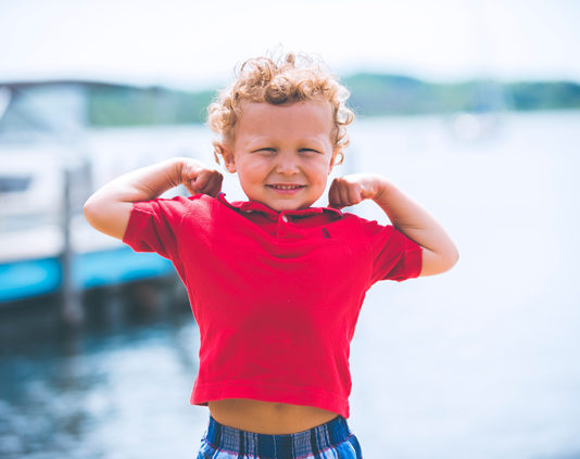 I complimenti ai bambini: gabbia o rinforzo positivo?