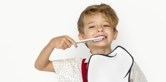 Spazzolino elettrico o manuale?