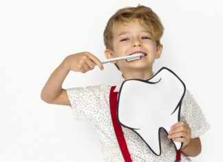 Spazzolino elettrico o manuale?