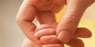 Bonding, affetto e massaggio infantile