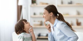 Pronto? Logopedista? Mi fa male il piede