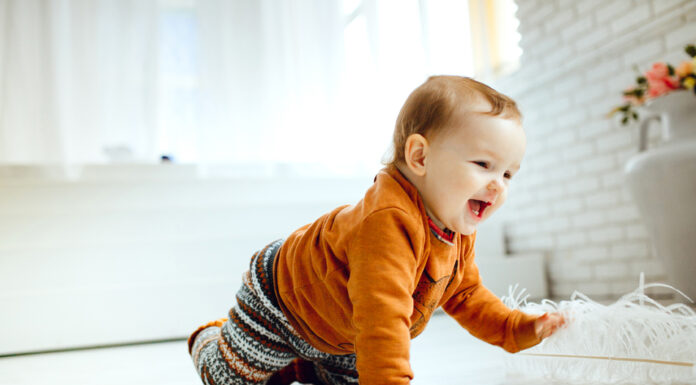 Crescere un bambino per crescere noi stessi