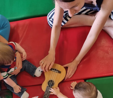 Musicoterapia per neomamme e bebè