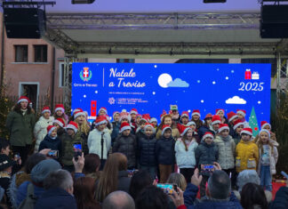 Voci di Natale in Piazza Rinaldi