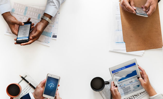 Ultimo accesso, spunte blu e like