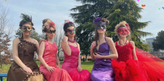 Maschere, vestiti e colori