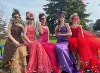 Maschere, vestiti e colori