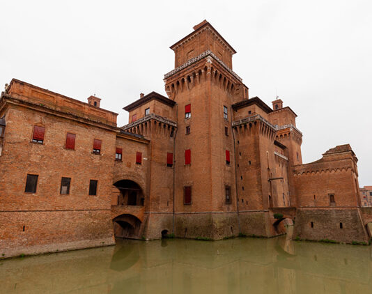 Caccia al tesoro tra le teche