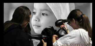 Un sorriso per capello