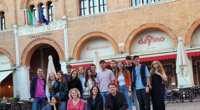 “Giovani al fronte”