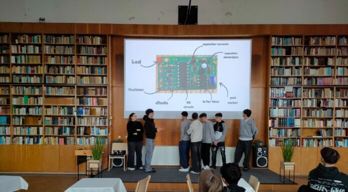 Esperienza di studio in Belgio e Ungheria per gli studenti del Planck